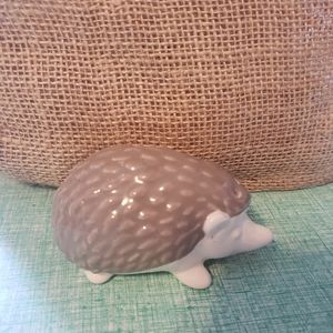 Ceramic hedgehog salt shaker
